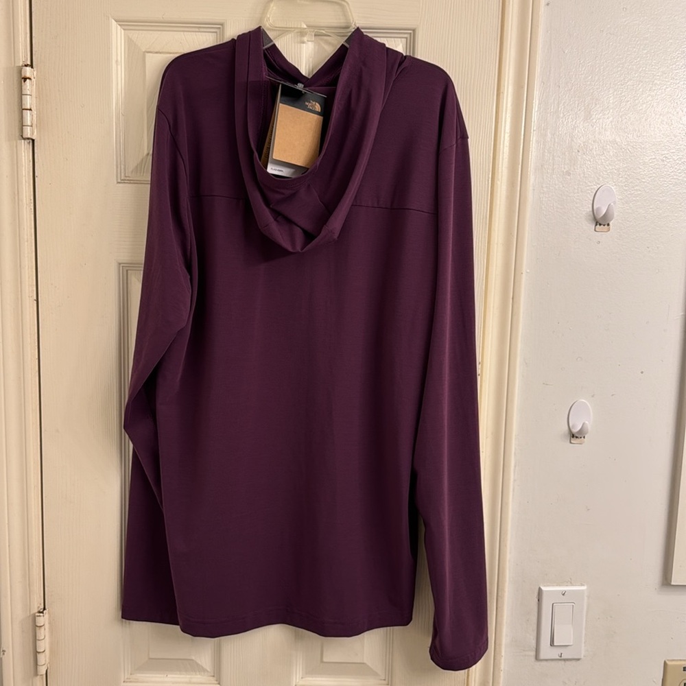 The North Face Men’s Longsleeve Shirt - Picture 9 of 11